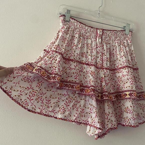 POUPETTE ST BARTH white and pink floral ruffle shorts - Picture 3 of 6
